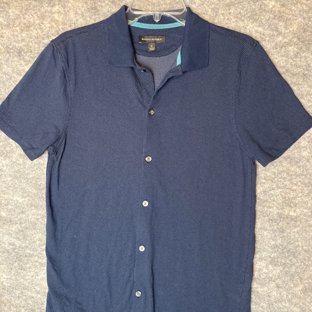 Banana Republic Button Up Polo Shirt Mens Adult Small Blue Lightweight Casual